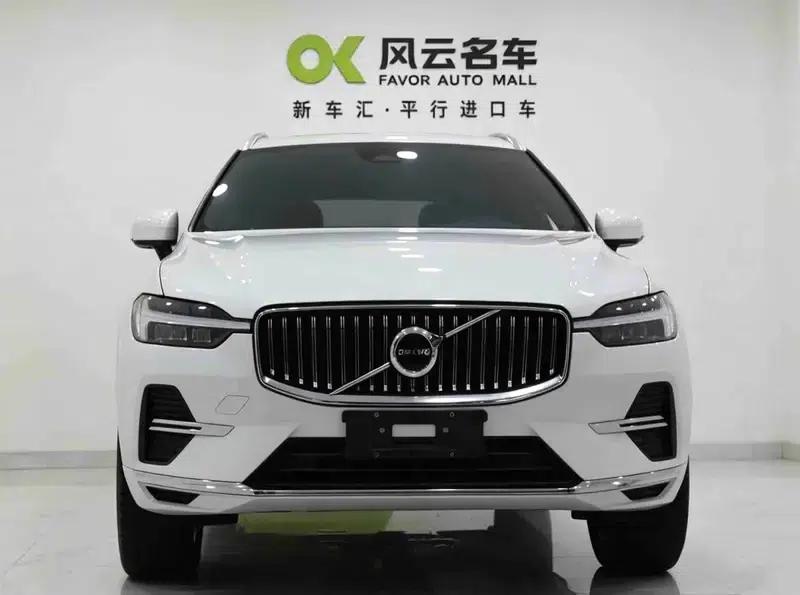 2025 Volvo XC60 B5 AWD Inscription Luxury Edition — миниатюра 2