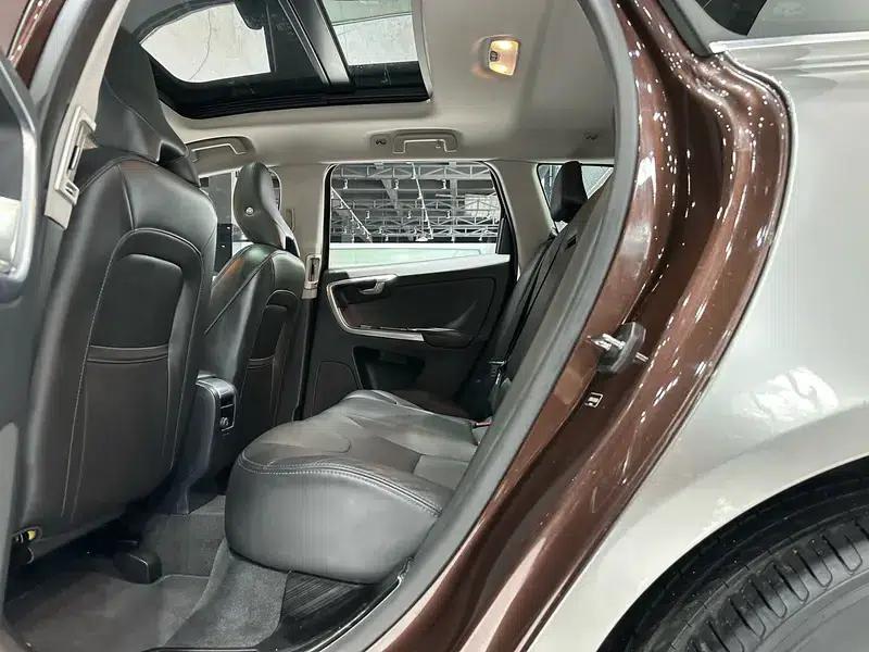 2017 Volvo XC60 T5 Smart Upgrade Edition — миниатюра 17