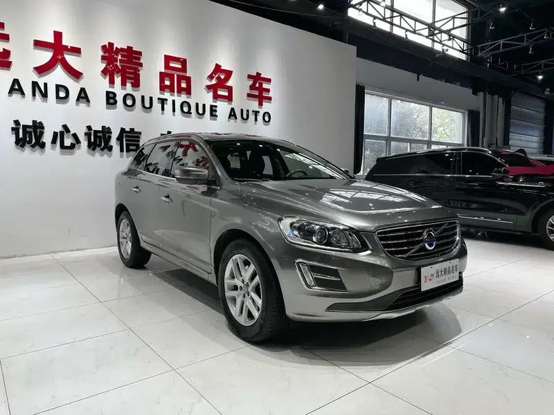 2017 Volvo XC60 T5 Smart Upgrade Edition — миниатюра 3