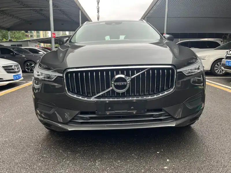 2018 Volvo XC60 T5 AWD Smart Edition — миниатюра 2