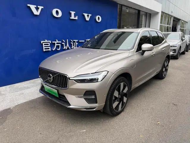 2024 Volvo XC60 PHEV T8 AWD Long Range Smart Luxury Edition