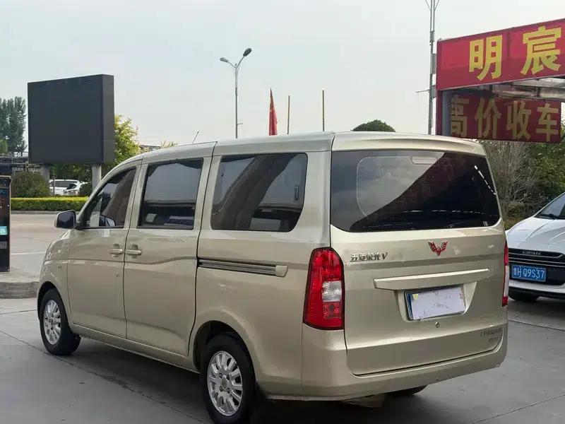 Wuling Rongguang V 2016 1.5L Standard Edition — миниатюра 4