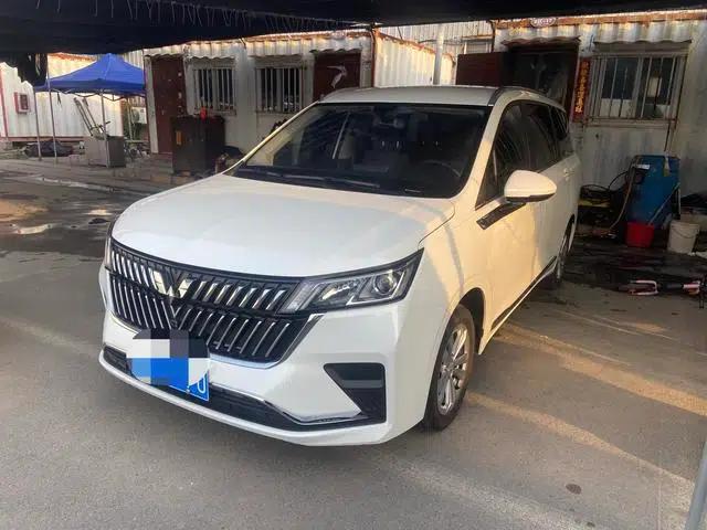 Wuling Jiachen 2022 1.5L Manual Enjoyment Elite Edition