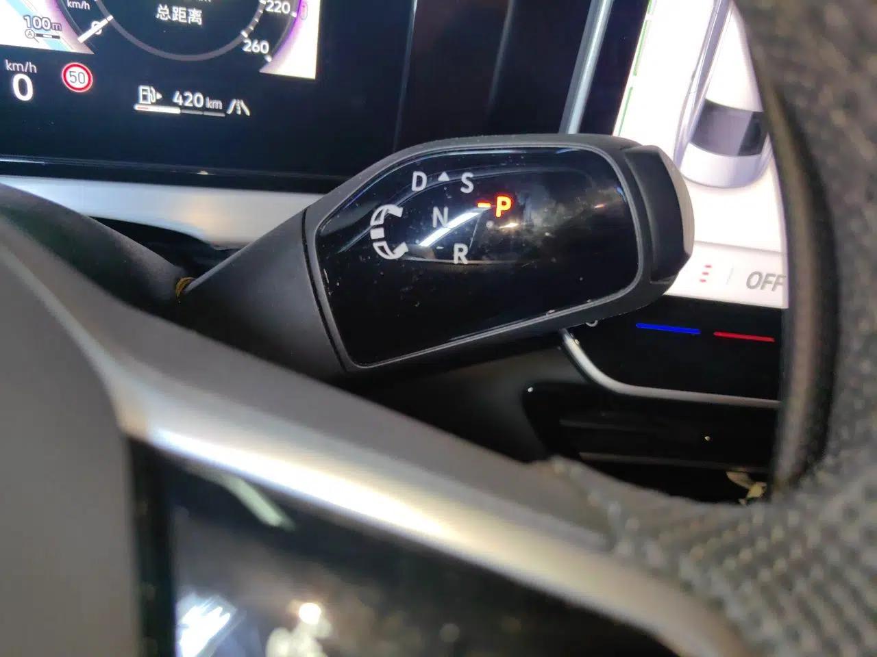 Volkswagen Passat 2025 Pro 380TSI Dragon Edition — миниатюра 14