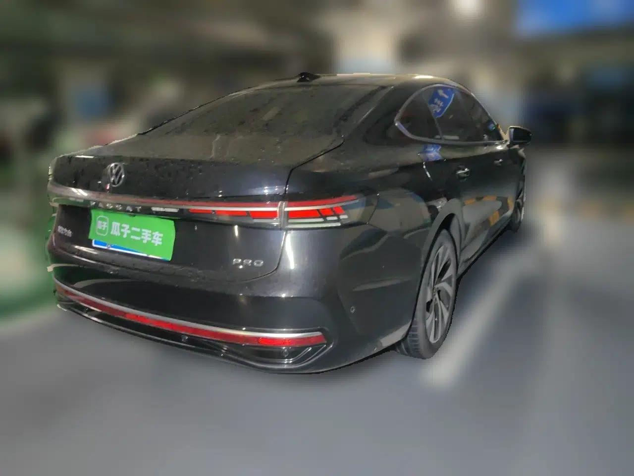 Volkswagen Passat 2025 Pro 380TSI Dragon Edition — миниатюра 6
