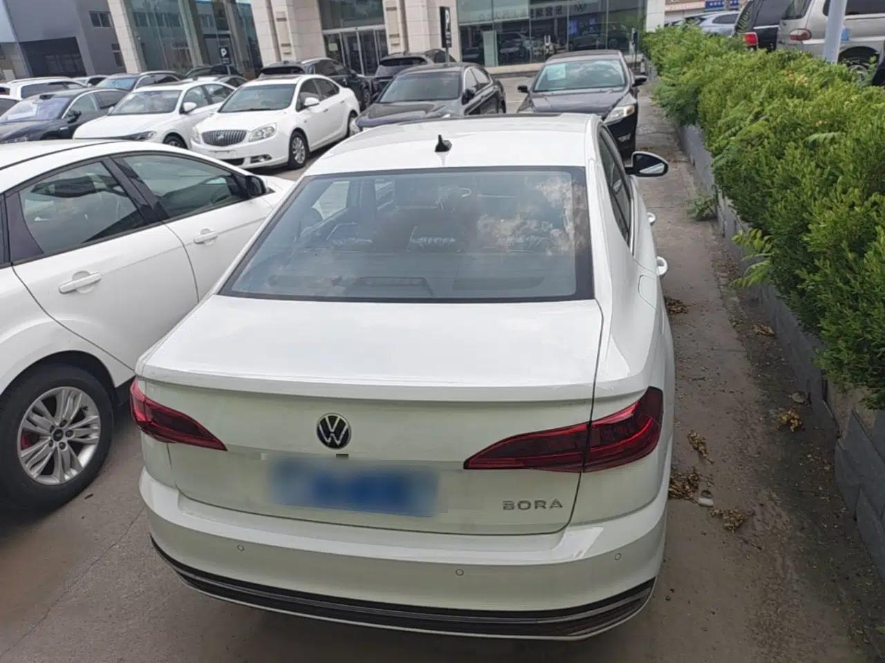 Volkswagen Bora 2026 200TSI DSG Yuexing Navigation Edition — миниатюра 5