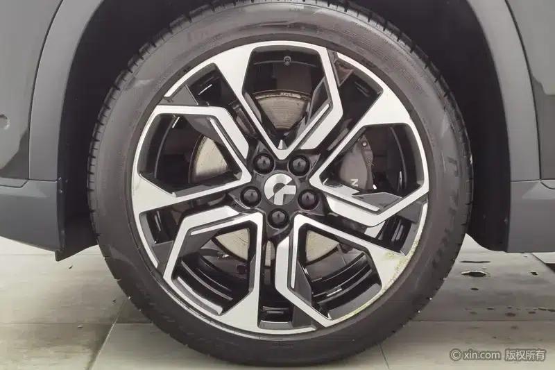 NIO ES8 2020 580KM Base Edition Six-Seat — миниатюра 11