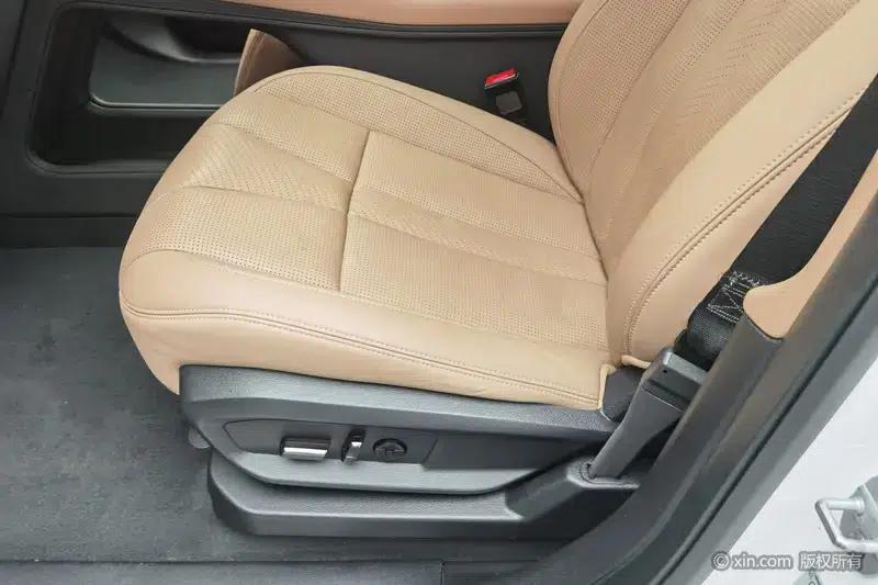 NIO ES8 2020 580KM Base Edition Six-Seat — миниатюра 17