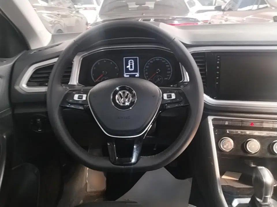 Volkswagen T-ROC 2020 280TSI DSG Two-Wheel-Drive Elite Version — миниатюра 13