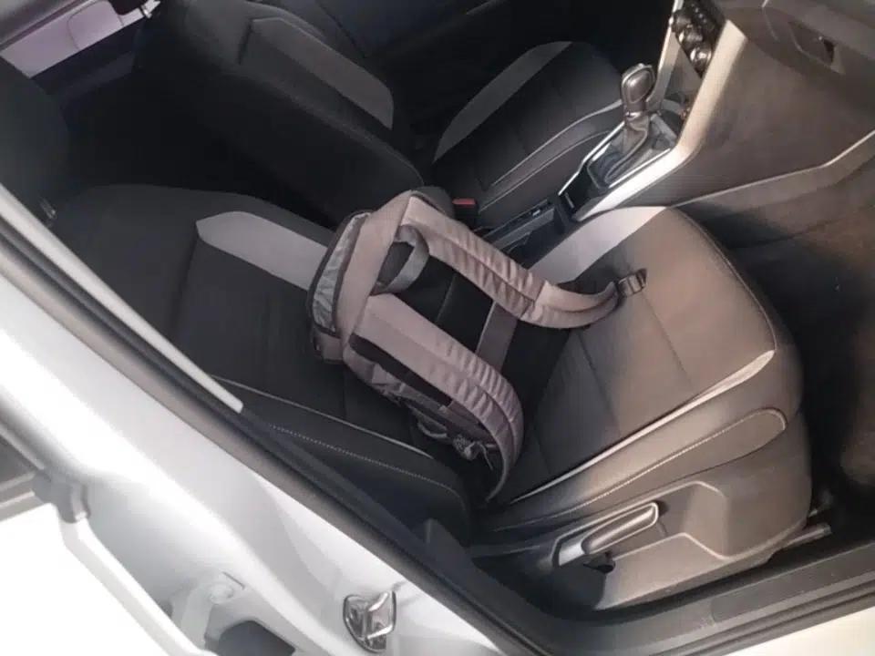 Volkswagen T-ROC 2020 280TSI DSG Two-Wheel-Drive Elite Version — миниатюра 19