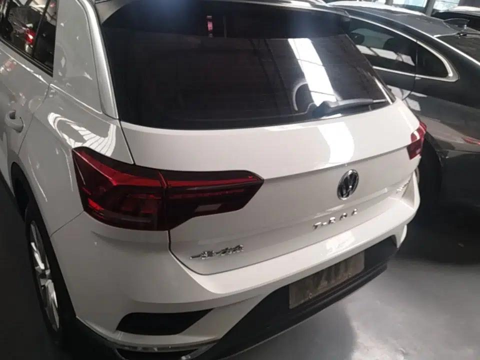 Volkswagen T-ROC 2020 280TSI DSG Two-Wheel-Drive Elite Version — миниатюра 5