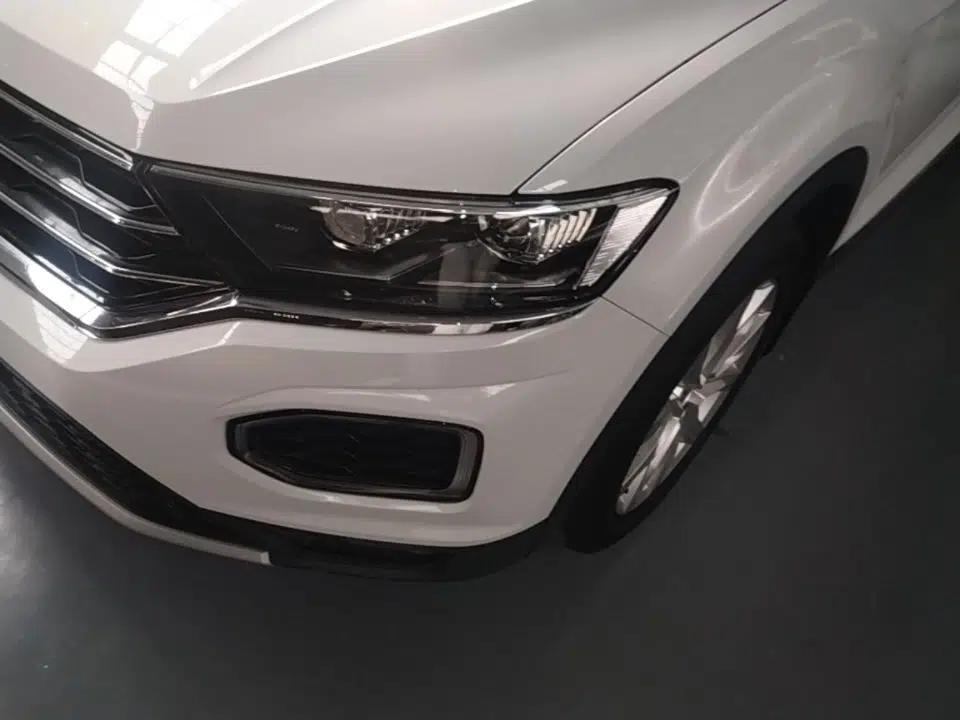 Volkswagen T-ROC 2020 280TSI DSG Two-Wheel-Drive Elite Version — миниатюра 8