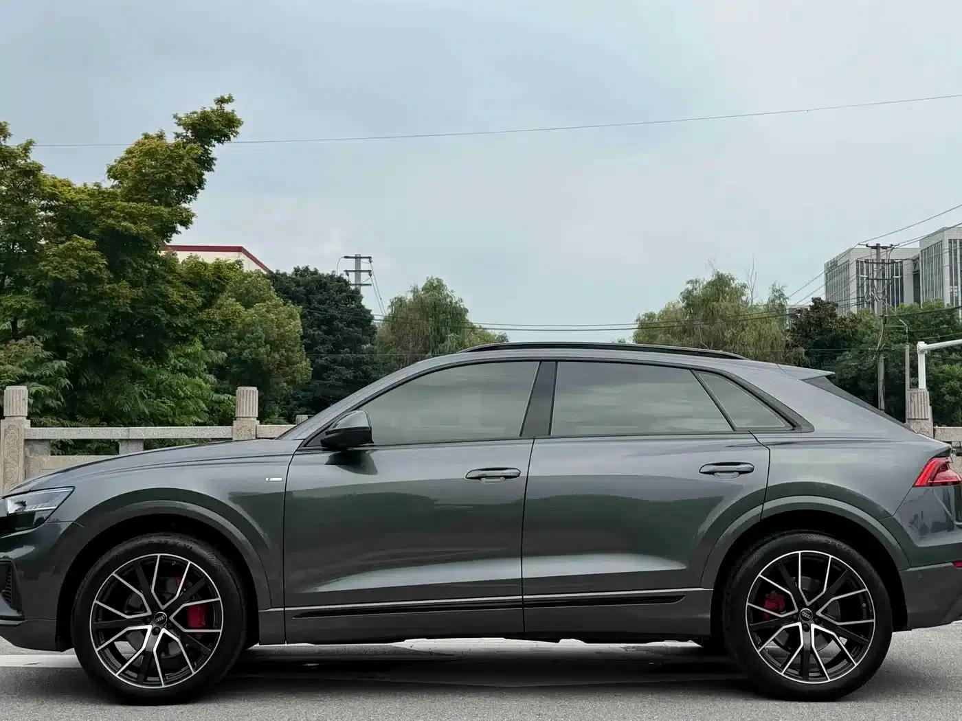 Audi Q8 2019 55 TFSI Dynamic Edition — миниатюра 3