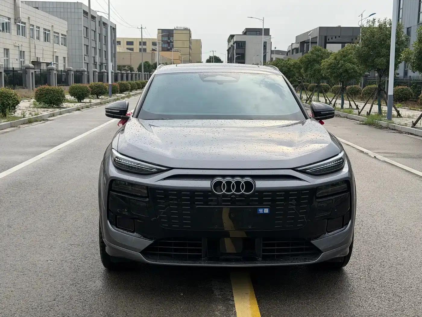 Audi Q6L e-tron 2026 First Edition — миниатюра 2