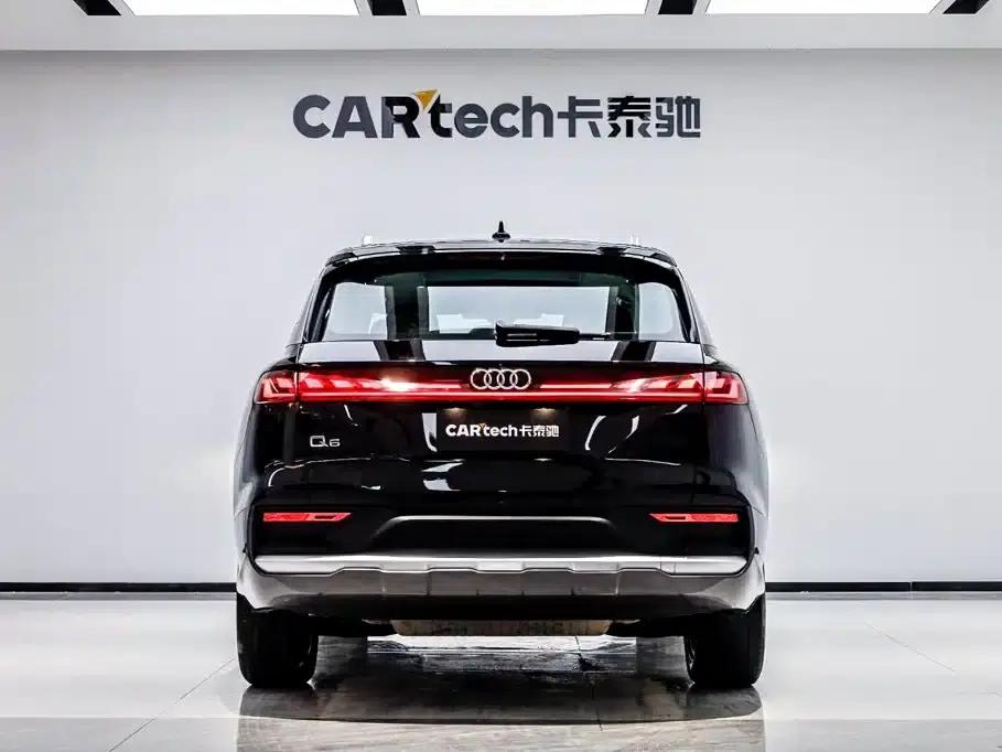Audi Q6 2024 40 TFSI quattro Cloud View Edition, Feathered Forest Package, 7-seater — миниатюра 5