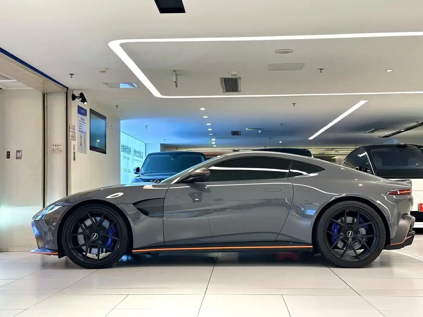 2018 V8 Vantage 4.0T V8 Coupe — миниатюра 4