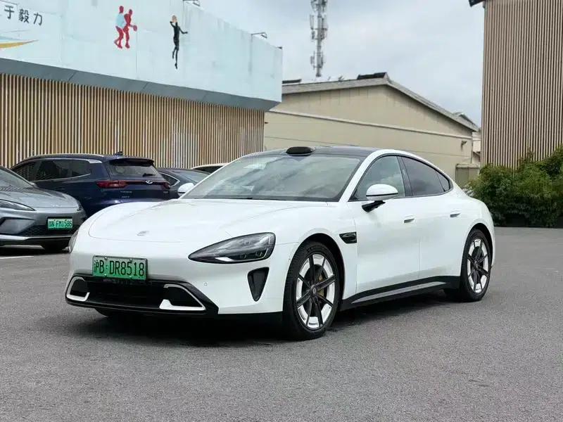Xiaomi SU7 2024 All-Wheel Drive Long Range Max Edition — миниатюра 1