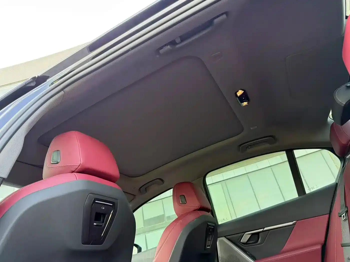 2024 BMW 5 Series Imported Model 525i M Sport Package — миниатюра 12