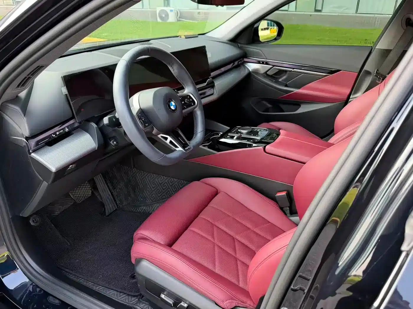 2024 BMW 5 Series Imported Model 525i M Sport Package — миниатюра 4