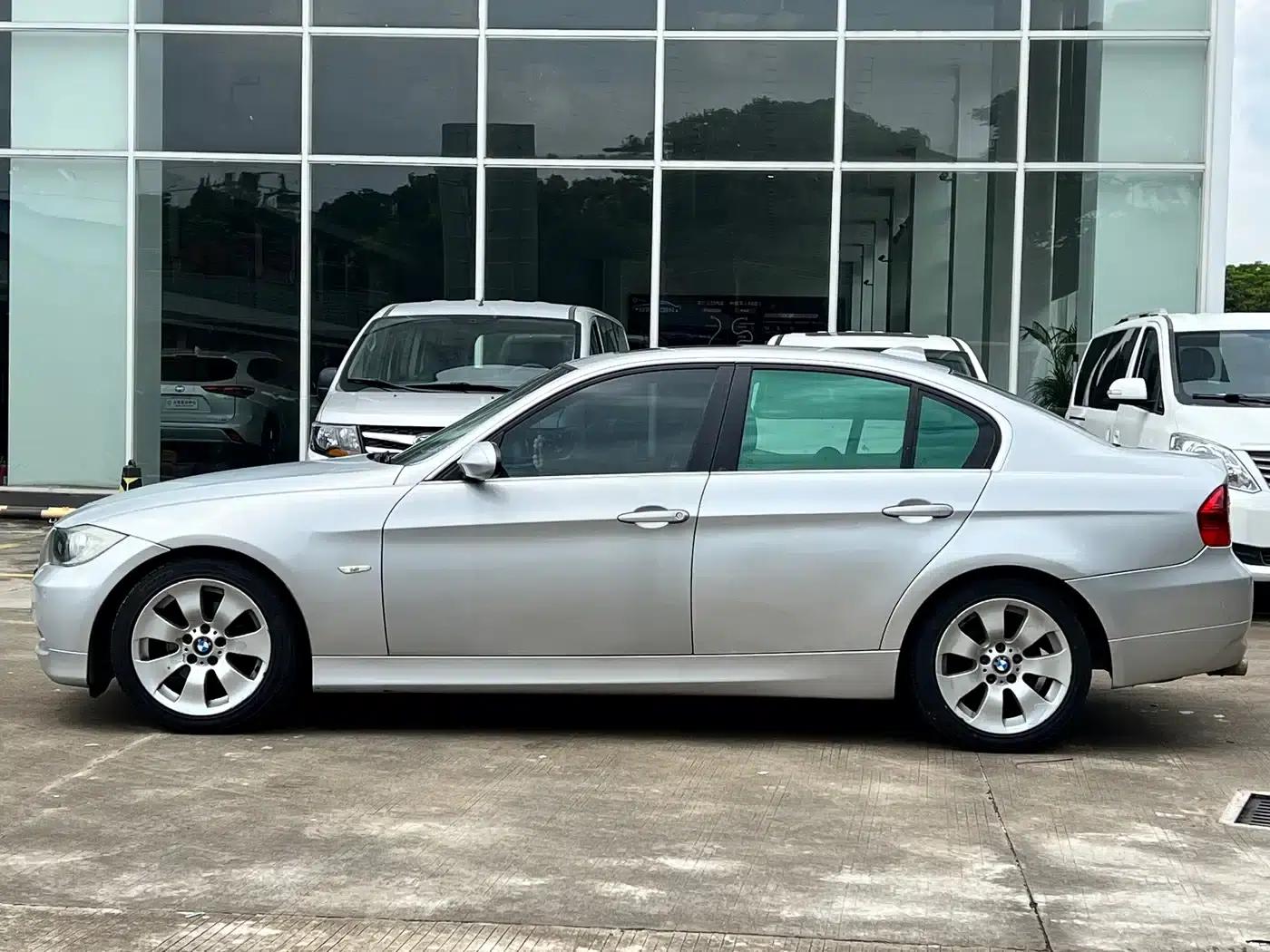 BMW 3 Series 2007 325i Luxury Sport — миниатюра 4
