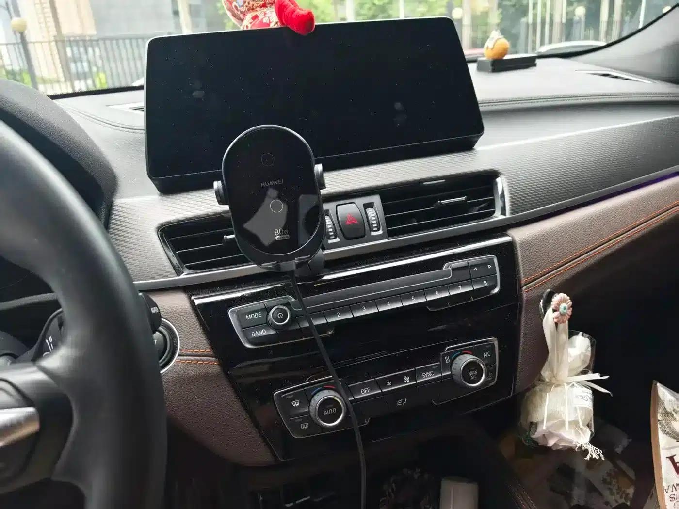 BMW X2 2022 sDrive25i Shadow Edition — миниатюра 7