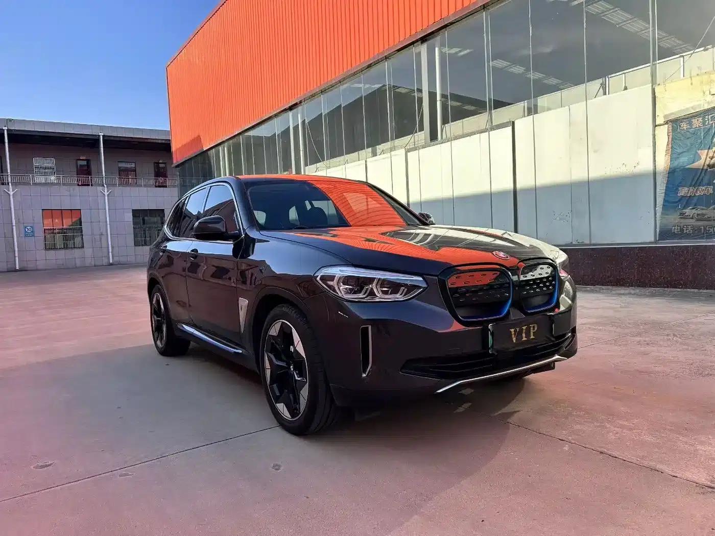 BMW iX3 2021 Leading Edition — миниатюра 3