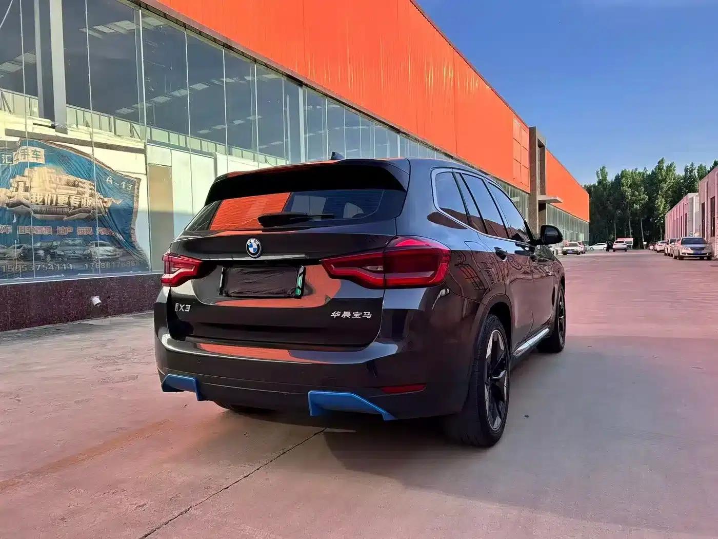 BMW iX3 2021 Leading Edition — миниатюра 4