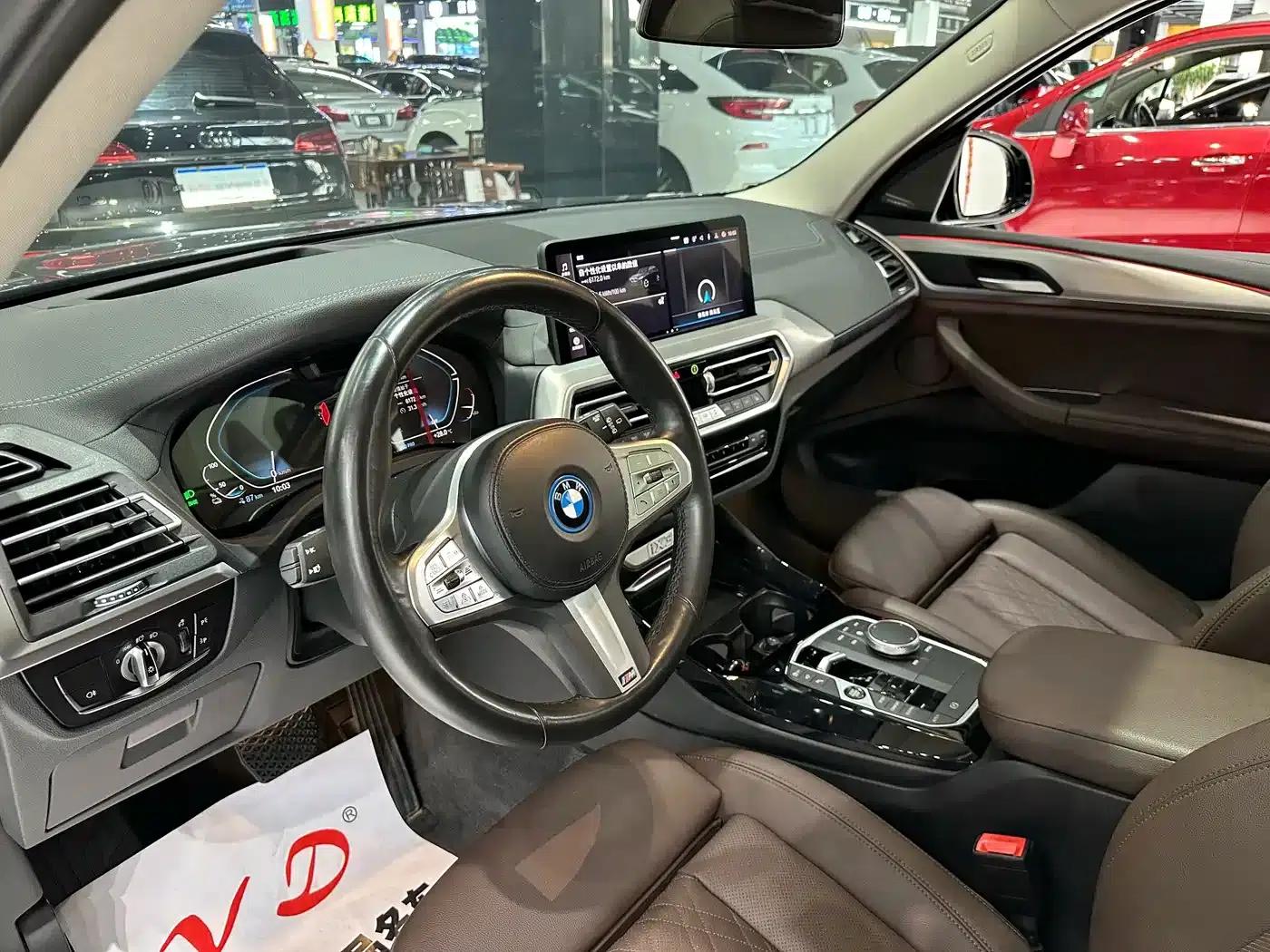 BMW iX3 2024 Pioneer Edition — миниатюра 5