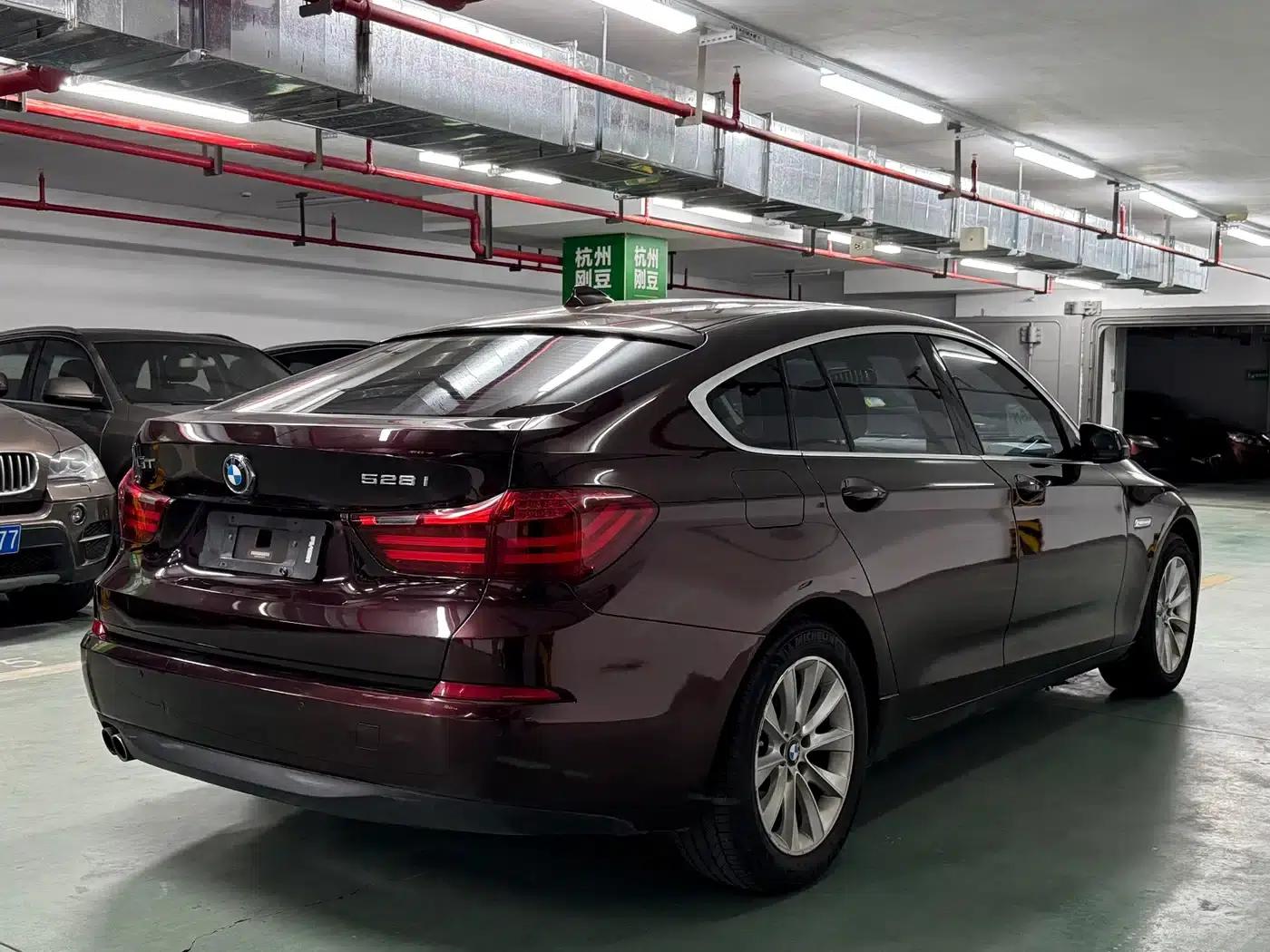 BMW 5 Series GT 2015 528i Leading Edition — миниатюра 4