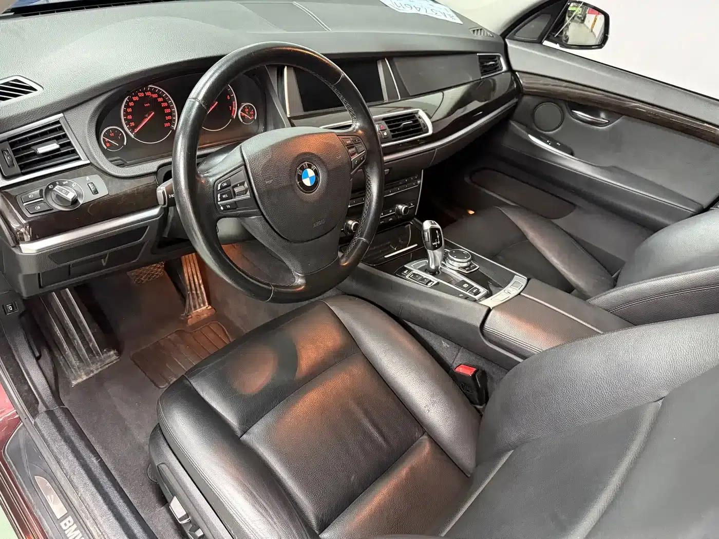 BMW 5 Series GT 2015 528i Leading Edition — миниатюра 7