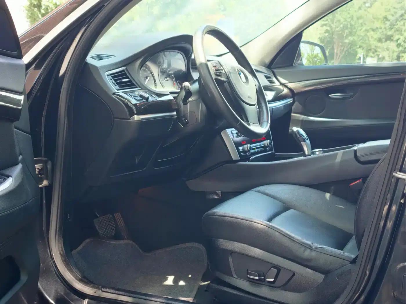 BMW 5 Series GT 2013 535i Elegant Edition — миниатюра 13