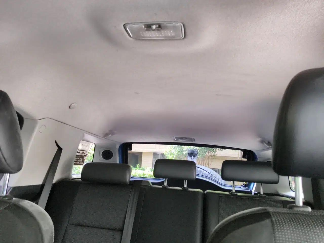 Toyota FJ Cruiser 2011 4.0L — миниатюра 18