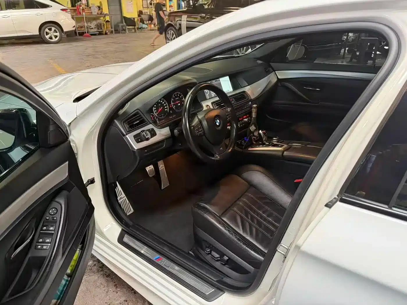 2012 BMW M5 — миниатюра 5