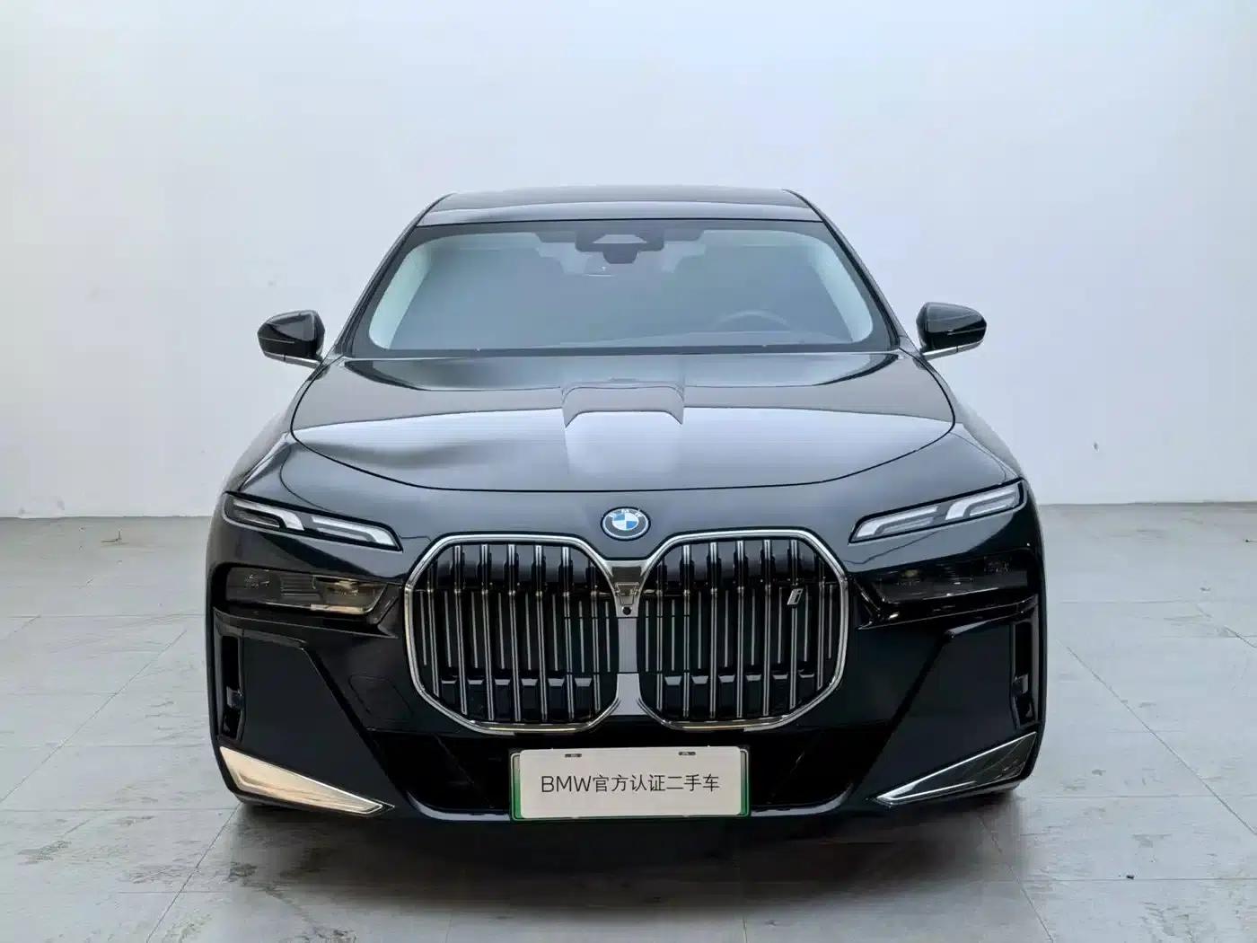 BMW i7 2023 eDrive50L Leading M Sport Package — миниатюра 2