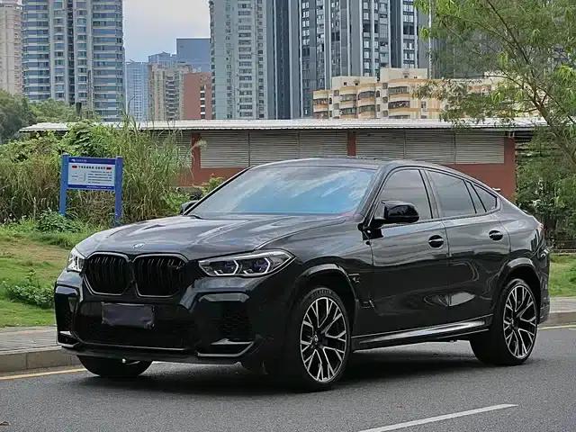 2022 BMW X6 M