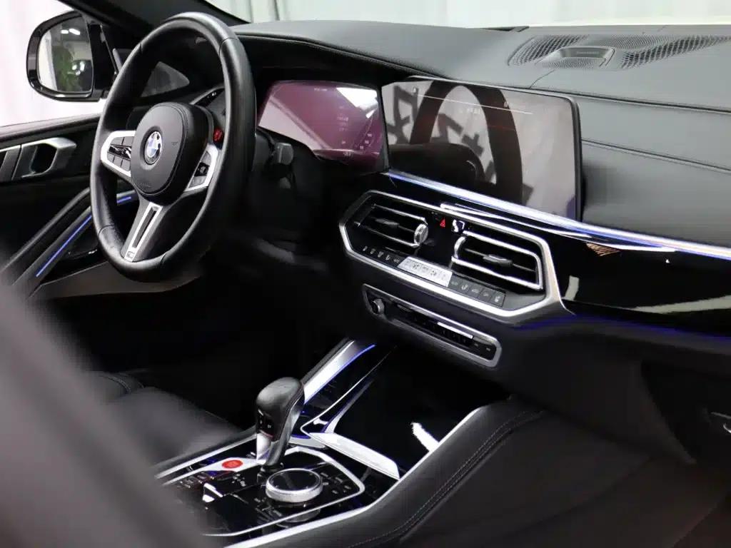 2022 BMW X6 M — миниатюра 20