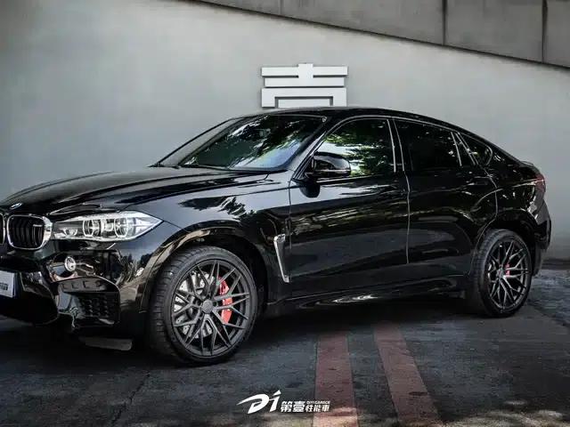 2015 BMW X6 M