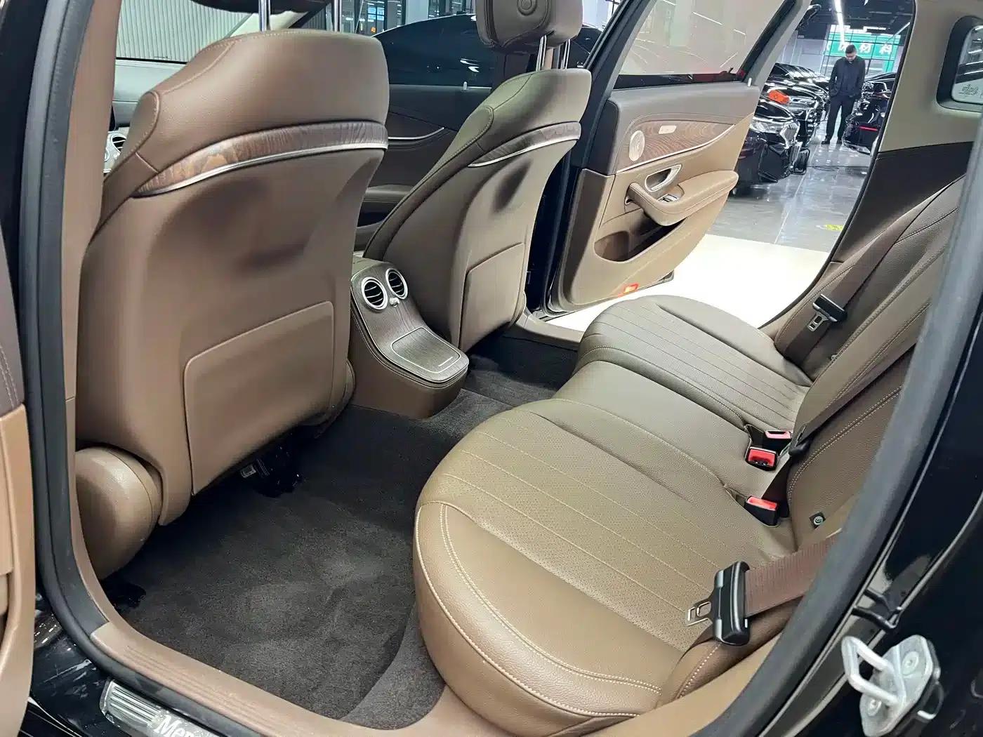 2023 Mercedes-Benz E-Class E 260 L — миниатюра 12