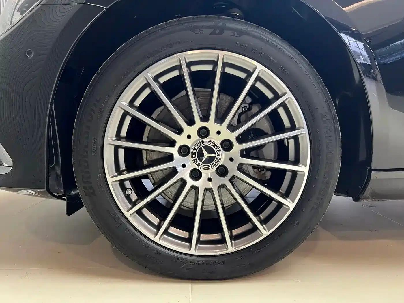 2023 Mercedes-Benz E-Class E 260 L — миниатюра 19