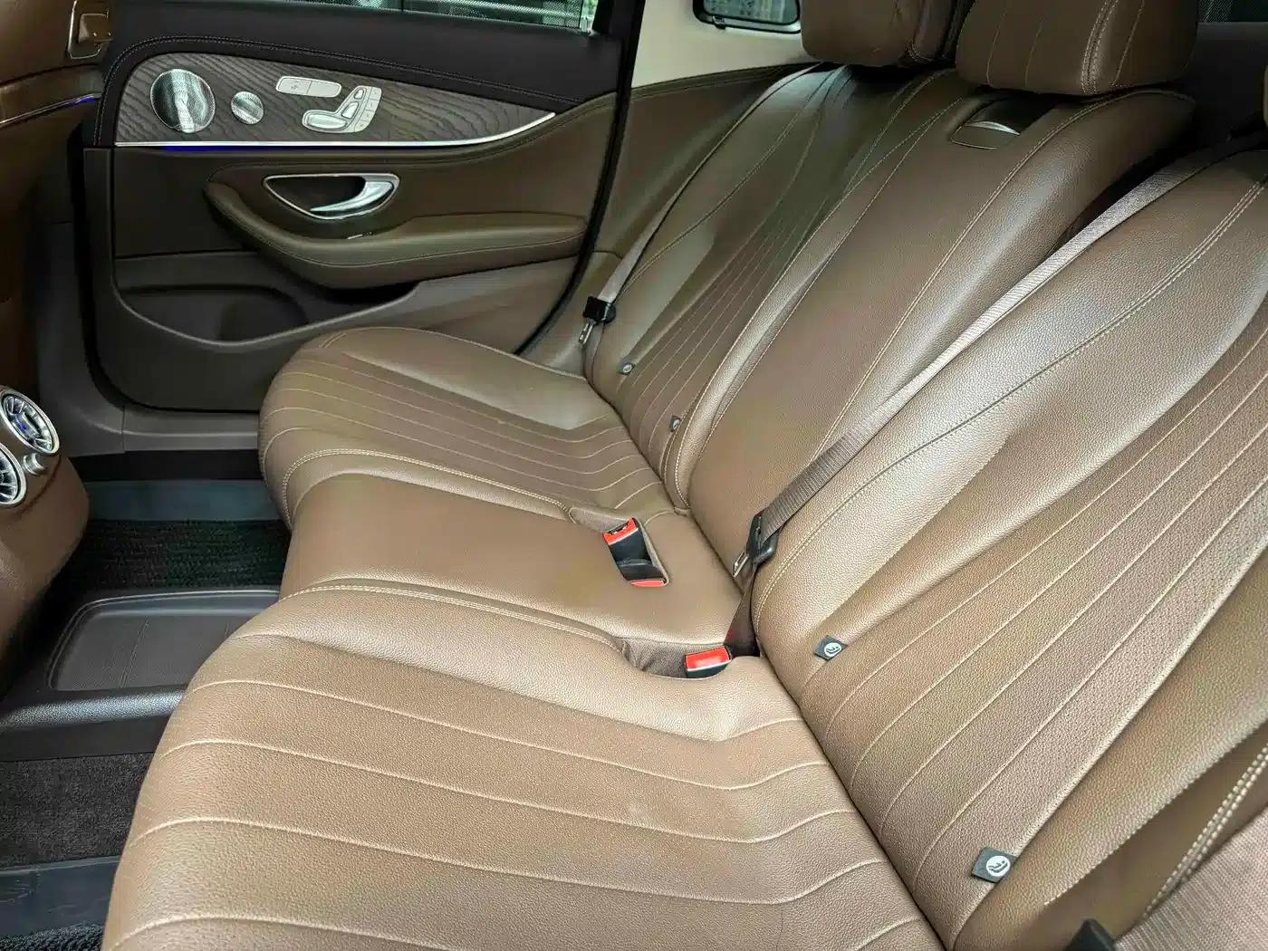 Mercedes-Benz E-Class 2019 Facelift E 300 L Luxury — миниатюра 23