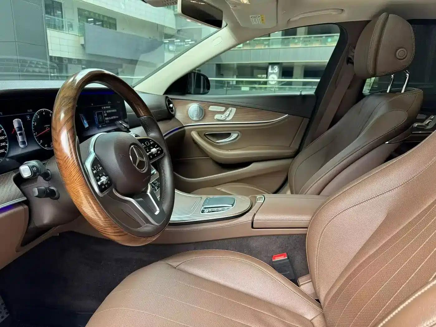 Mercedes-Benz E-Class 2019 Facelift E 300 L Luxury — миниатюра 4