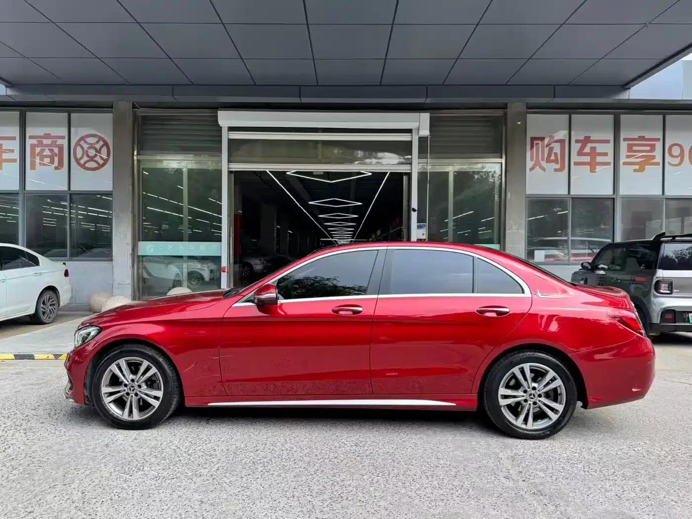 2018 Mercedes-Benz C-Class C 200 L Sport Edition — миниатюра 3