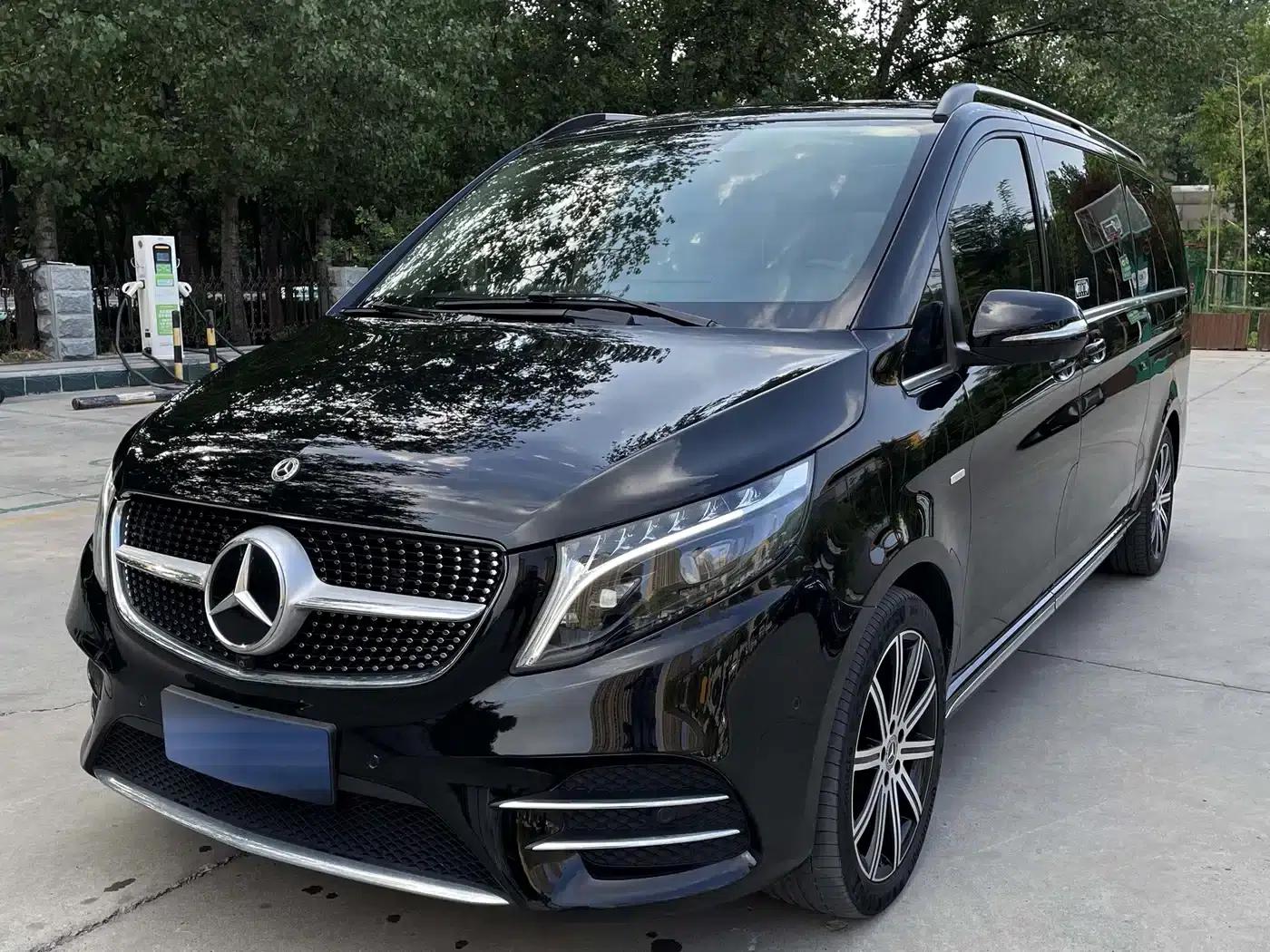 Mercedes-Benz V-Class 2022 V 260 L Long Wheelbase Luxury Edition — миниатюра 1