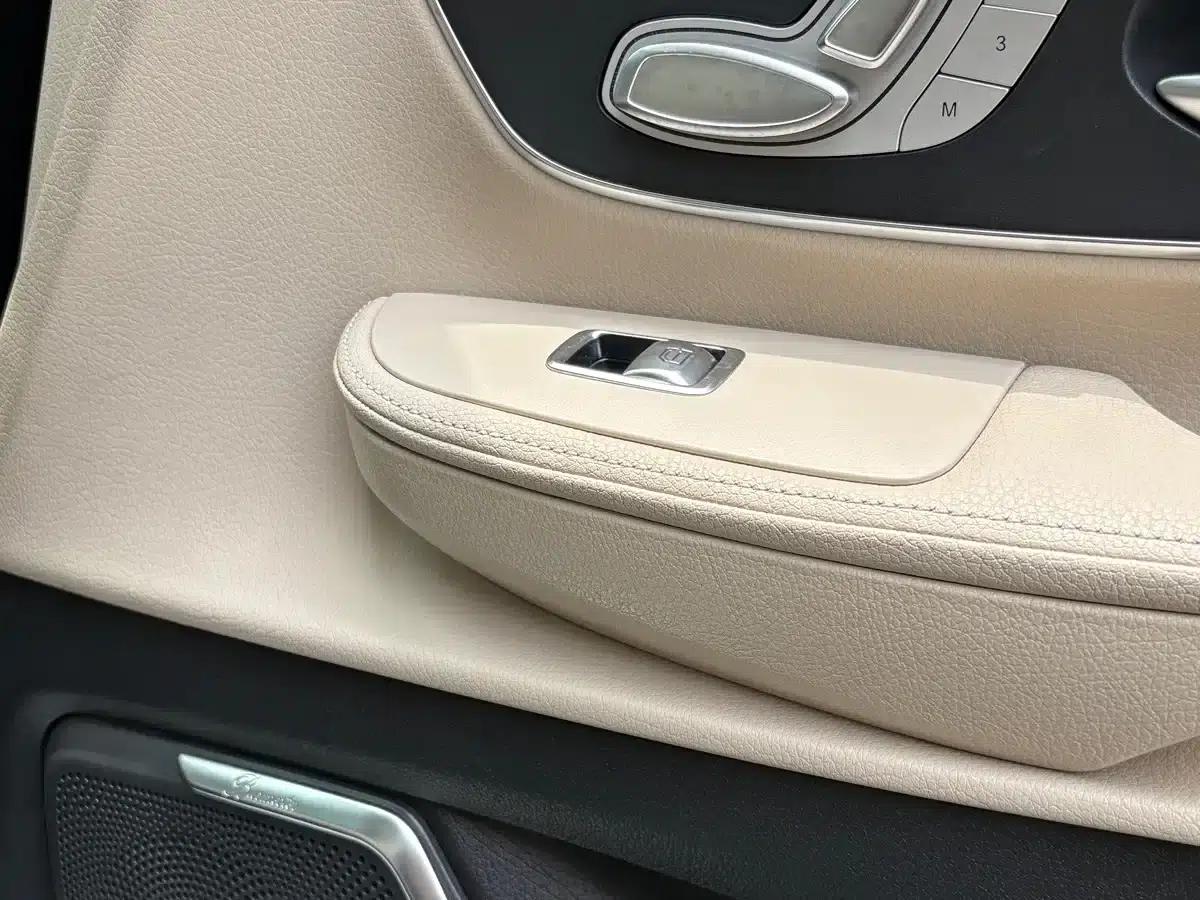 Mercedes-Benz V-Class 2022 V 260 L Long Wheelbase Luxury Edition — миниатюра 10