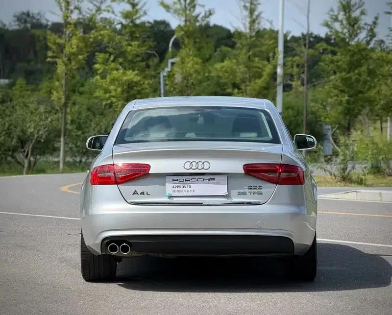 Audi A4L 2015 35 TFSI Automatic Standard Edition — миниатюра 4