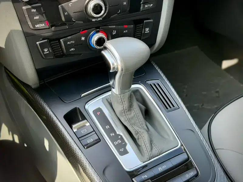 Audi A4L 2015 35 TFSI Automatic Standard Edition — миниатюра 7