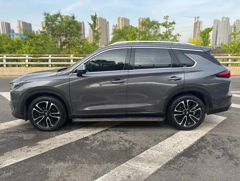 GAC Trumpchi GS4 PLUS 2022 390T Automatic Nebula Edition — миниатюра 4