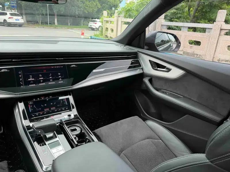 Audi Q8 2019 55 TFSI Dynamic Edition — миниатюра 15