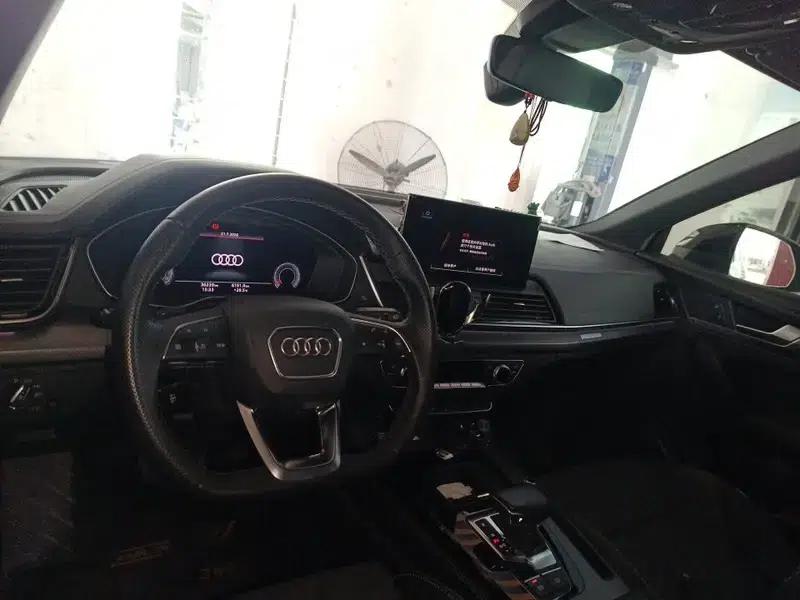 Audi Q5L Sportback 2022 40 TFSI Luxury — миниатюра 7