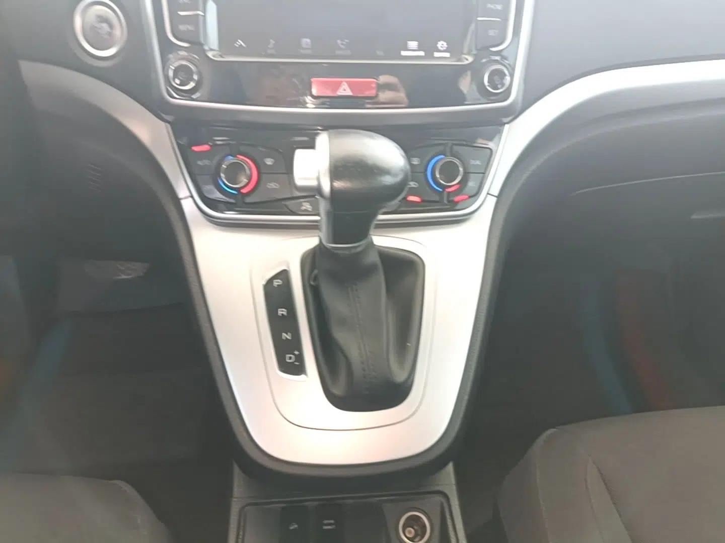 Haval M6 2019 1.5T DCT Two-Wheel Drive Urban Version China VI Standard — миниатюра 16
